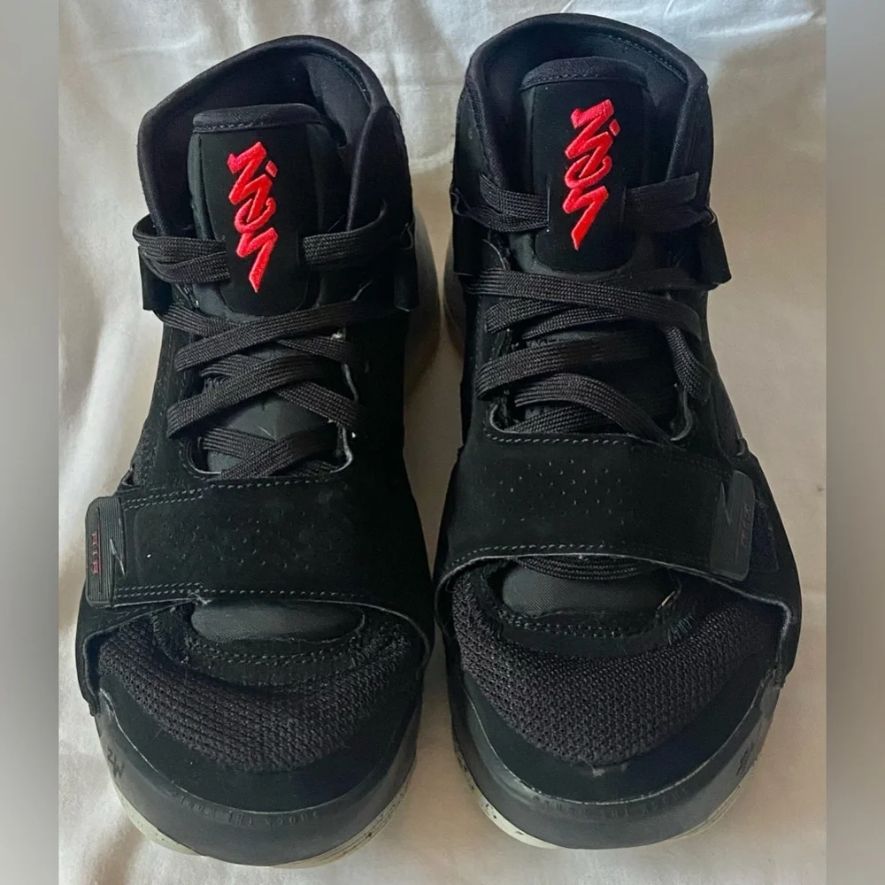 Nike Air Jordan Zion 2 Black Cement GS Trainers Sneakers GS Sz 7Y EUC